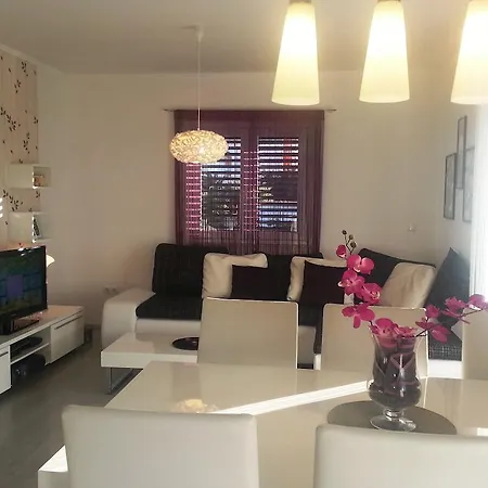 Appartement Leona *
