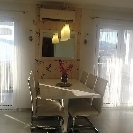 Leona Apartamento Trogir