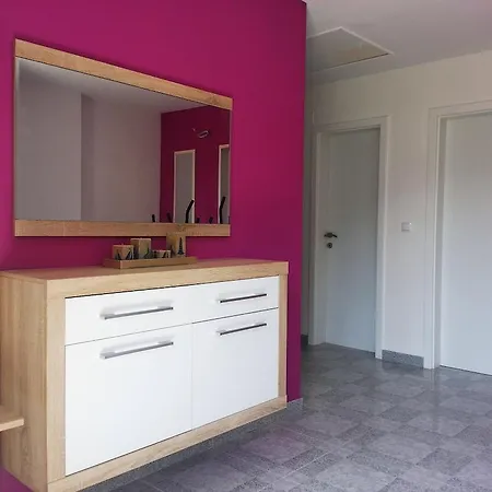 Apartamento Leona Trogir